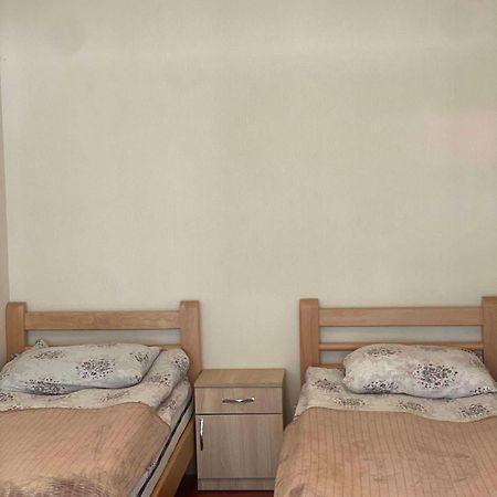 Old Tower Guesthouse - Kafe Ушґулі Екстер'єр фото